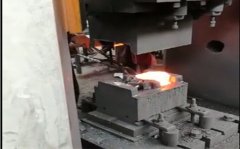 伺服電動螺旋壓力機(jī)是如何做到安全又高效的運(yùn)行？